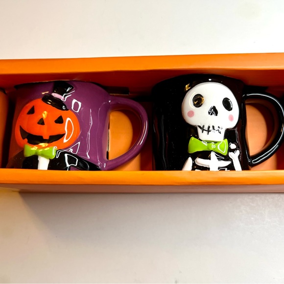Set of 4 Halloween Ceramic Espresso Coffee Mugs Vampire Cat Skeleton Pumpkin - Picture 2 of 12